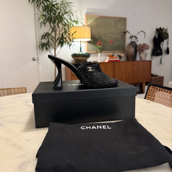 CHANEL Black Heeled Mules with Gold Accents - Picture 3 of 6